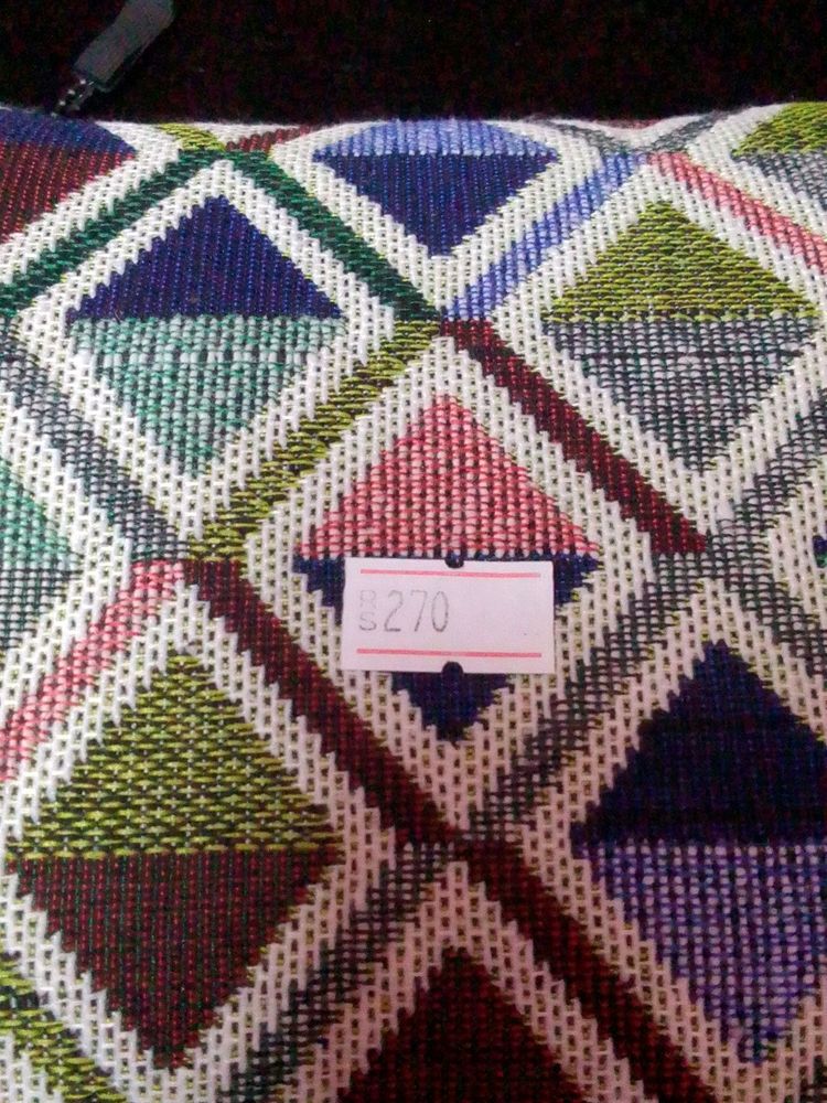 NEW NO USED SLING BAG FOR GIRLS AND KID&#39;S.