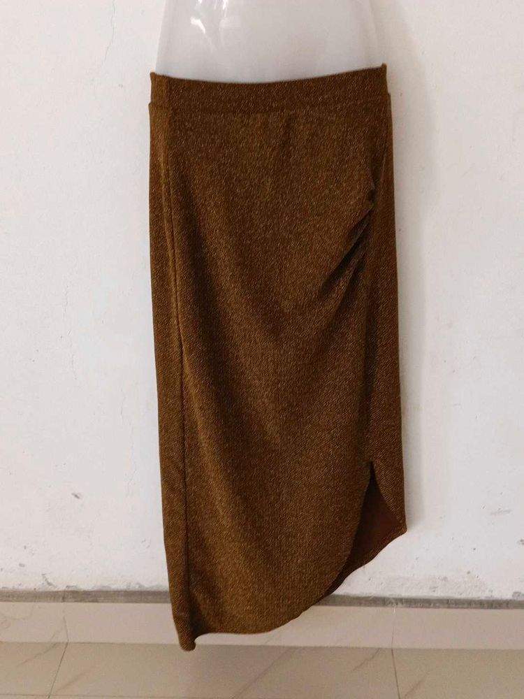 GOLD SHIMMERY SKIRT