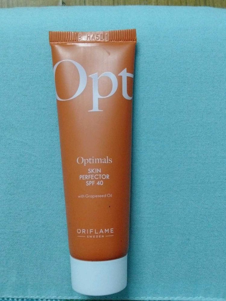 Optimals Skin Perfector(medium)