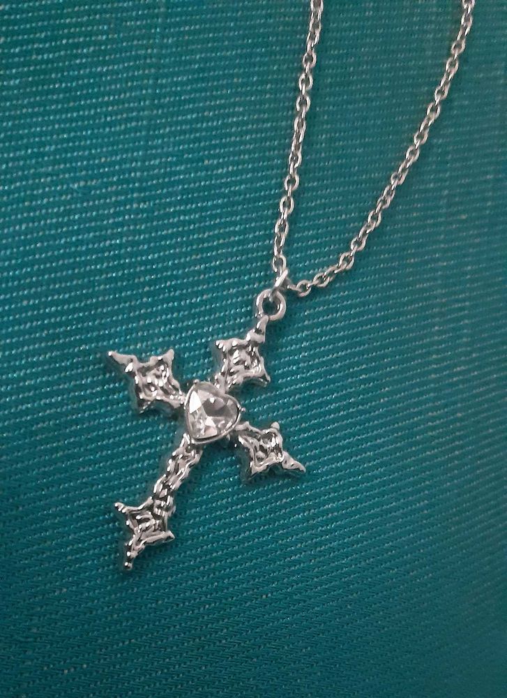 Stunning Cross Pendant Necklace