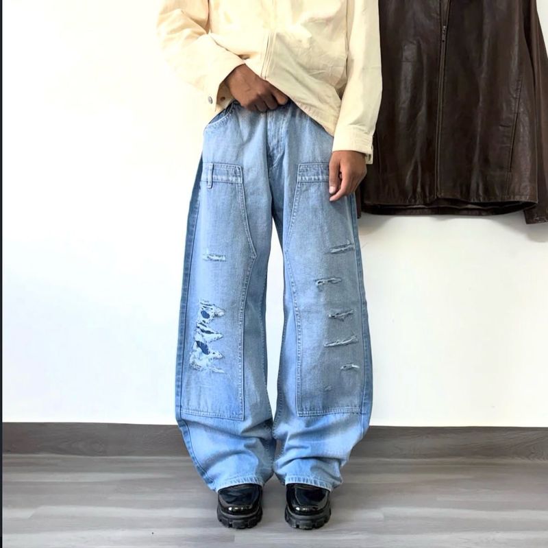 Ripped Wide Leg Jeans