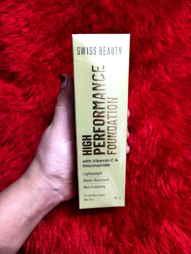 Swiss Beauty High Performance Liquid Dewy Foundati