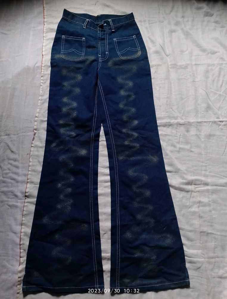 Women&#39;s Flared Jeans 42in