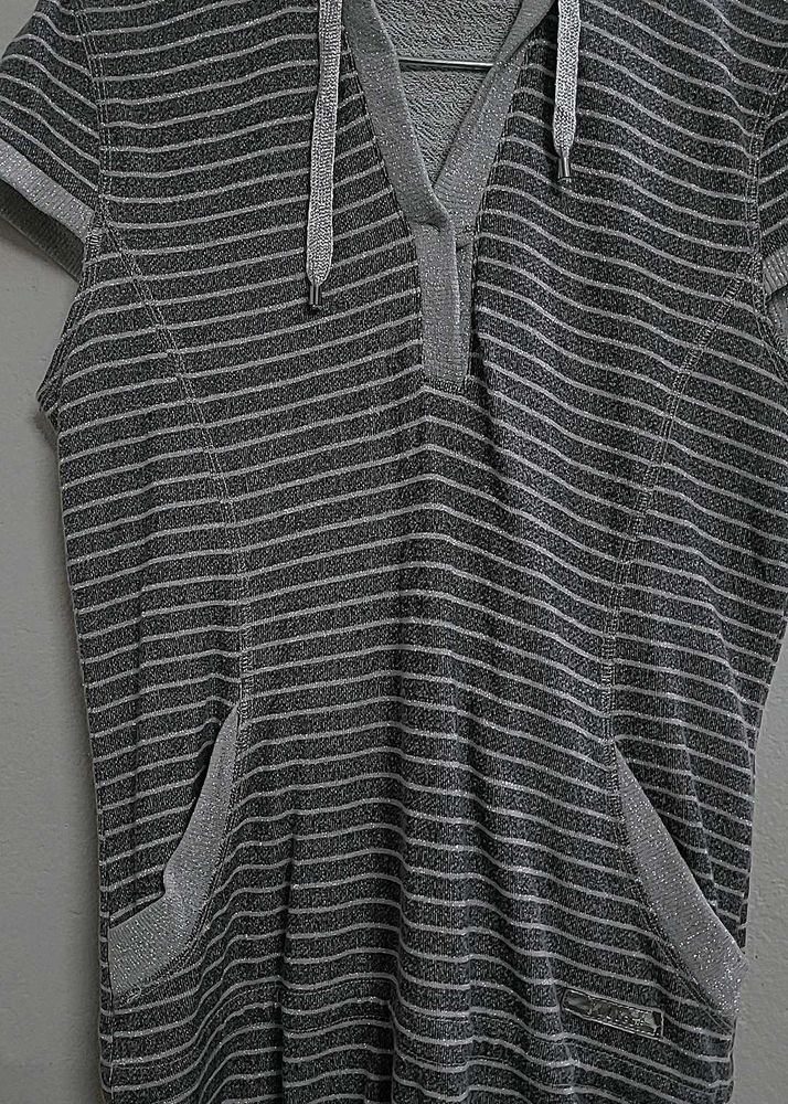 Hooded Dress With Pockets❗️SALE❗️