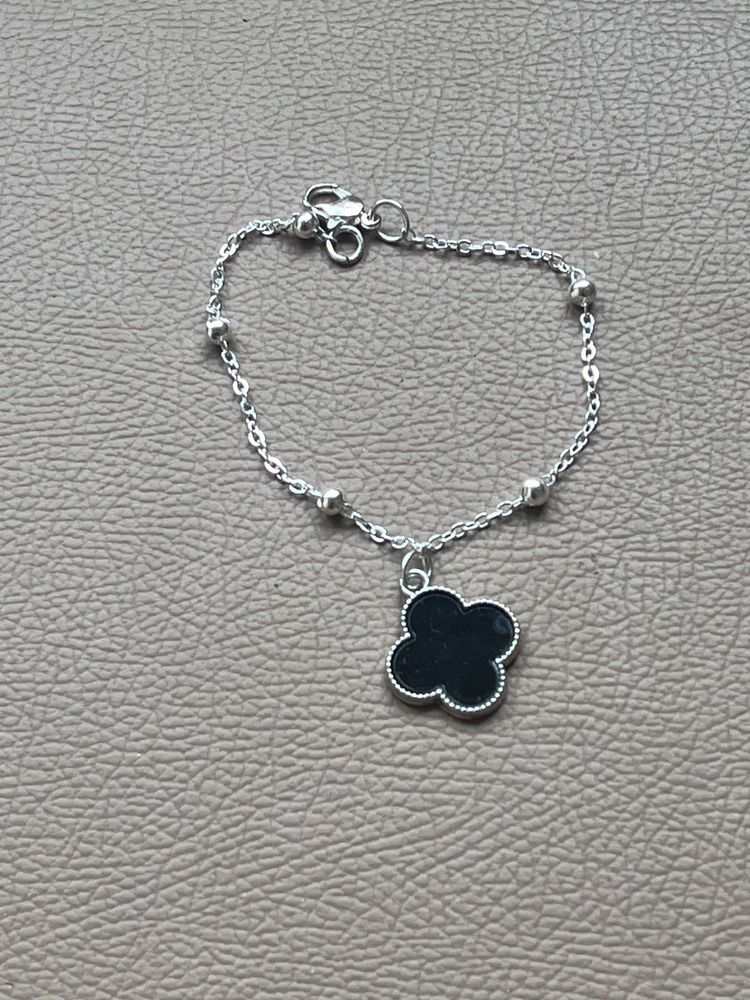 Clover Charm Bracelet