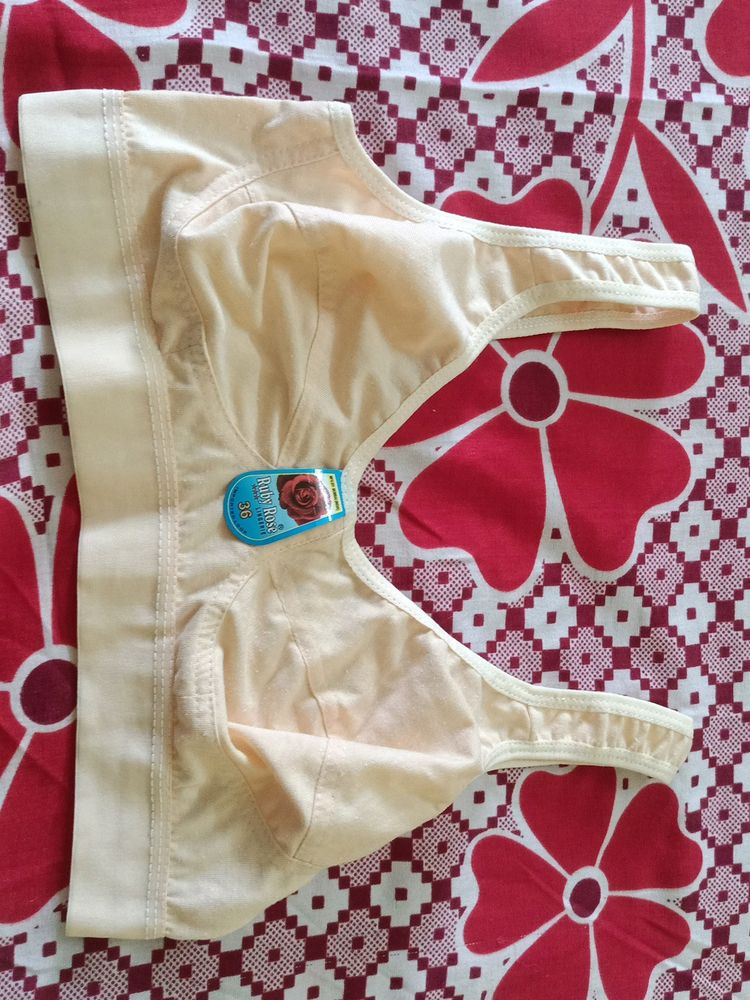 Sports Bra (New)