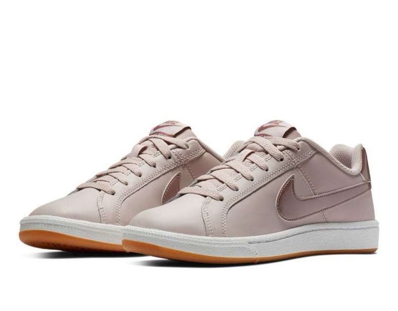 Original Nike Court Royale Tennis Shoes (women)