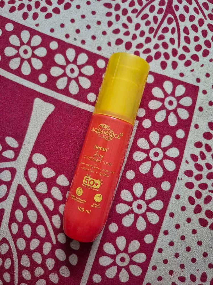 Aqualogica Detan Dewy Sunscreen Spray