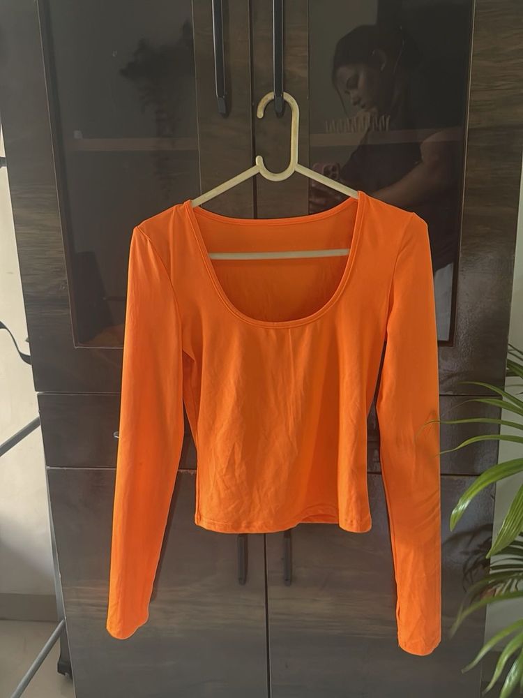 full sleeves top! URBANIC!