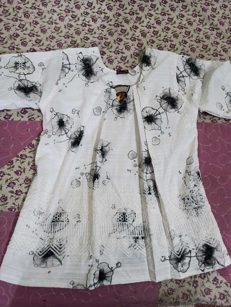 Women Top New