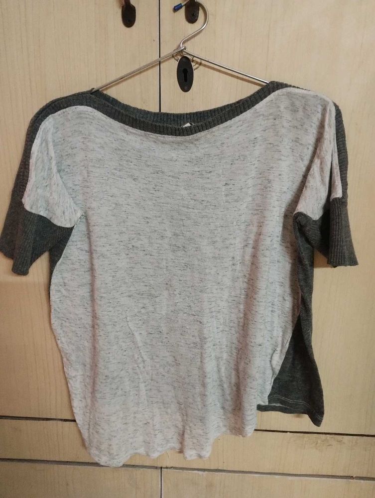 Grey top
