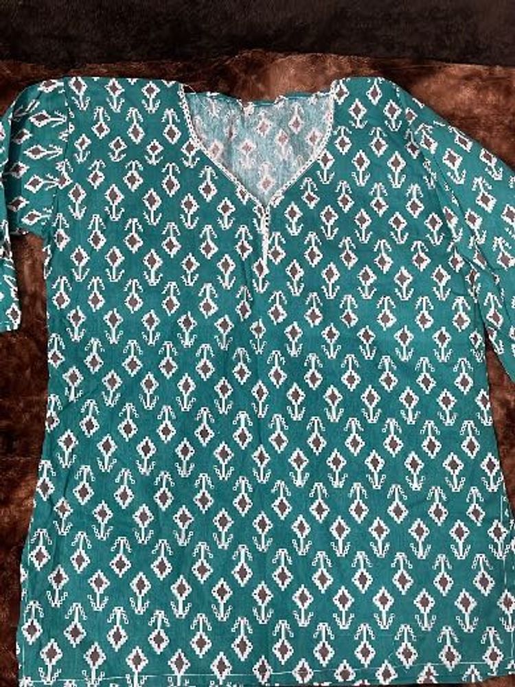 Green Diamond Print Tunic
