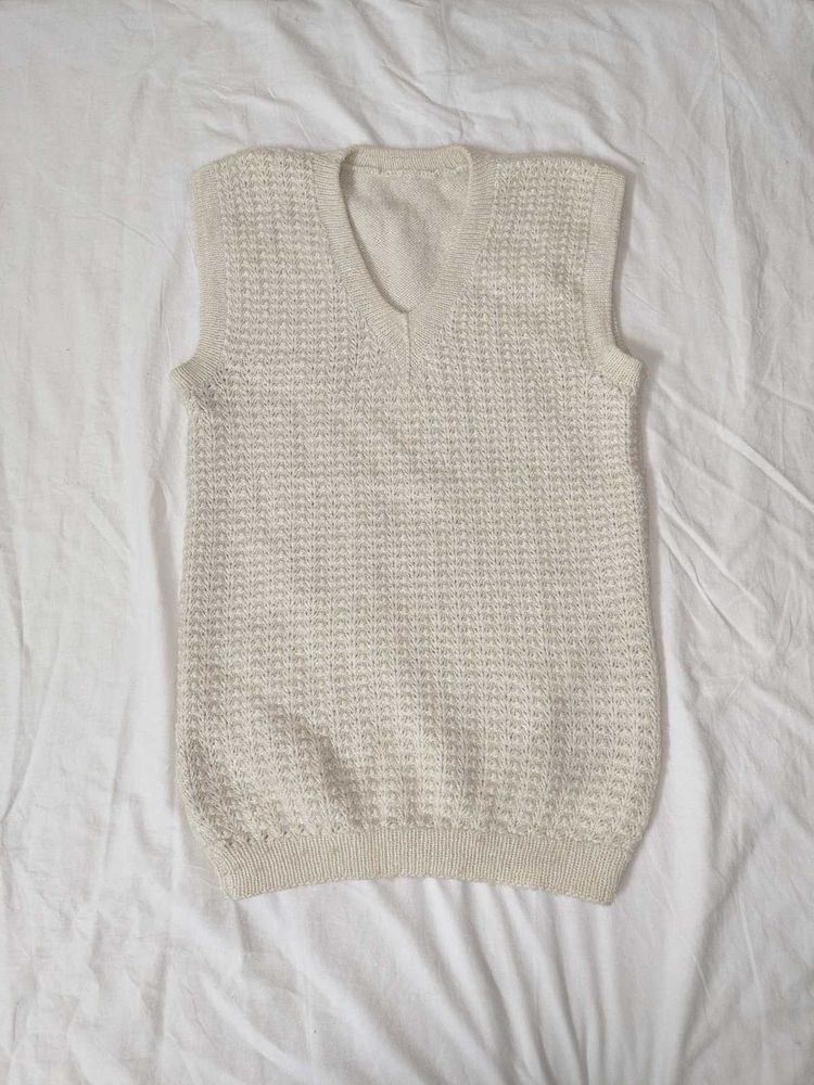 Vintage Sleeveless Knit Vest hand made