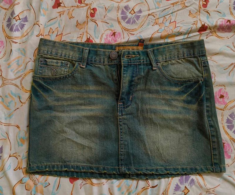 washed/faded Denim Mini Skirt