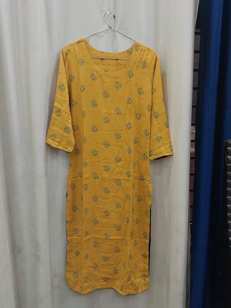 Stylish Yellow Printed Long  Cotton Kurti 💛