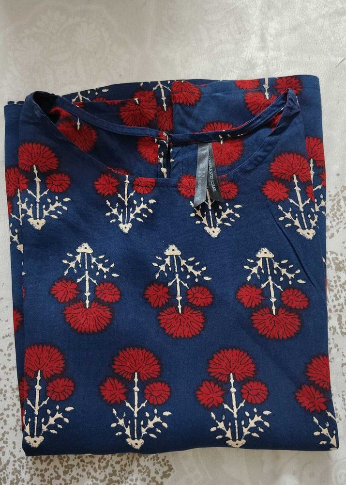 Navy Blue Printed Sleeveless Top