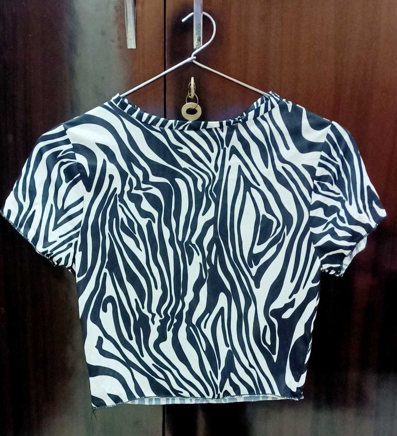 ZEBRA PRINT CROP TOP🦓