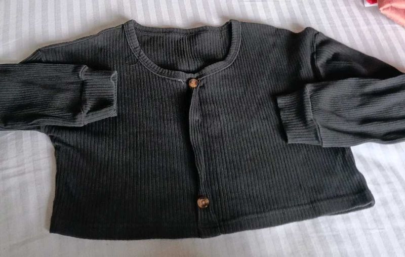 Black Crop Top For 8-10 Yrs