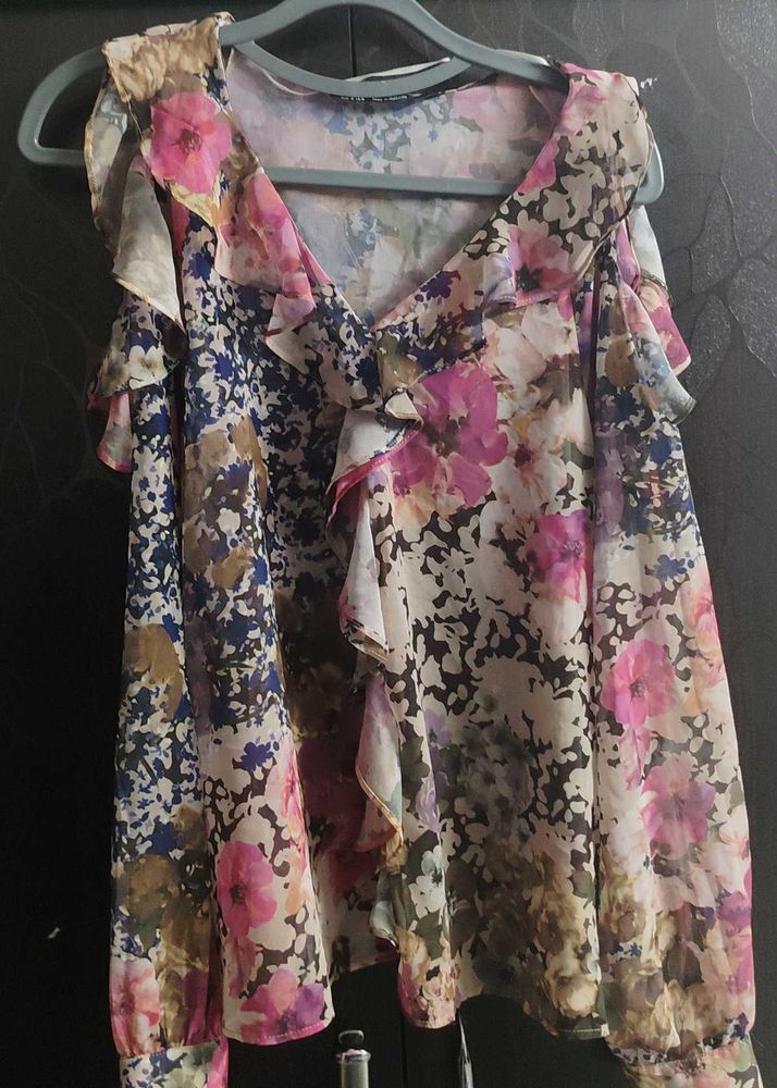 Zara Cold Shoulder Floral Top