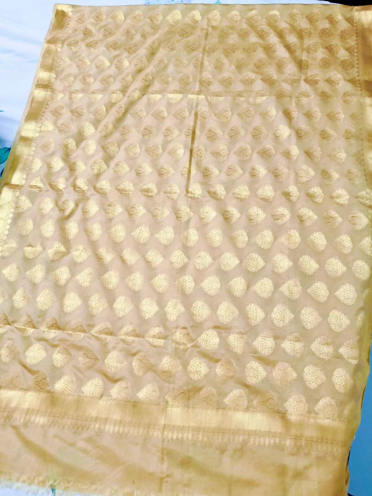 Elegant Gold Banarasi Silk Dupatta