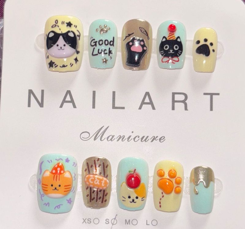 SHEIN Cute Cat Press-On Nail Set
