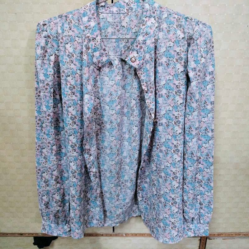 Vintage Floral Print Blouse