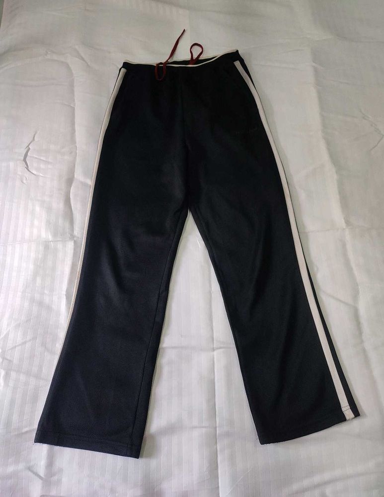 Black Track Pants 28-30 L-36