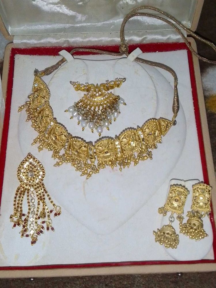 Gold Plated Jewellery Set