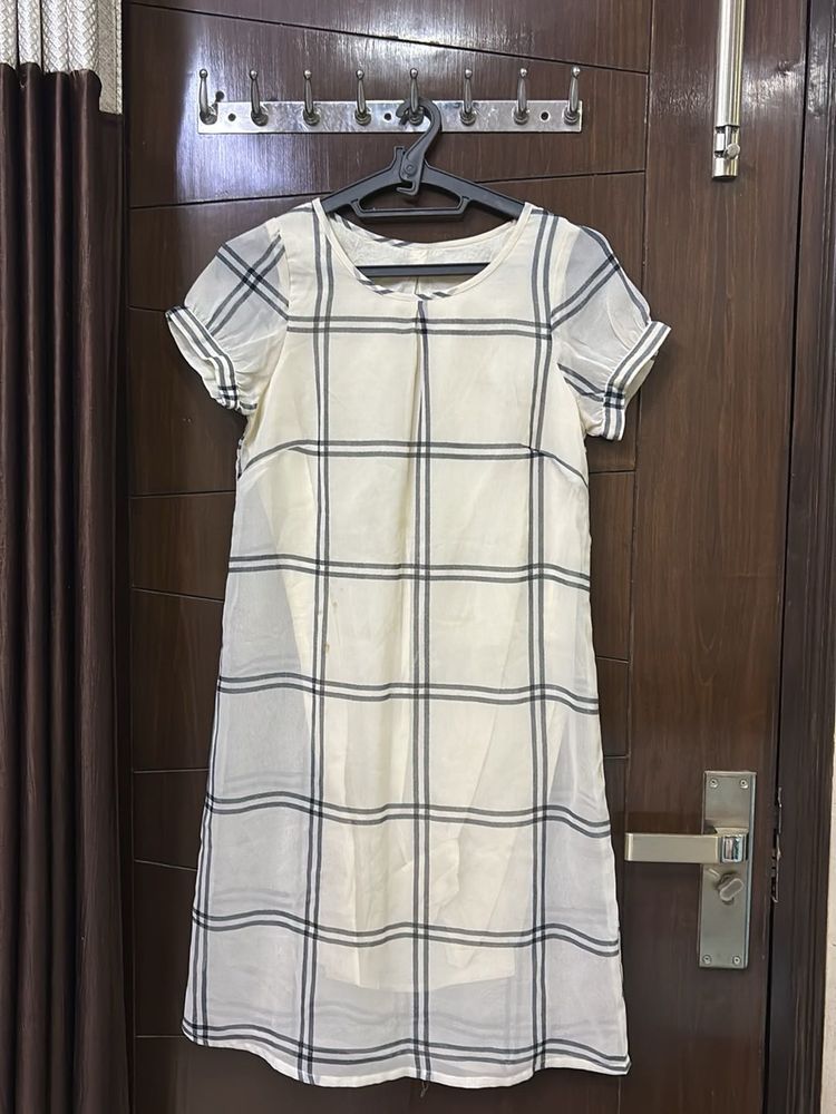 white kid dress
