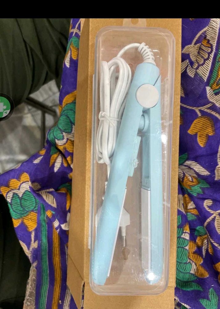 Uchiha hair straightener with ceramic coated