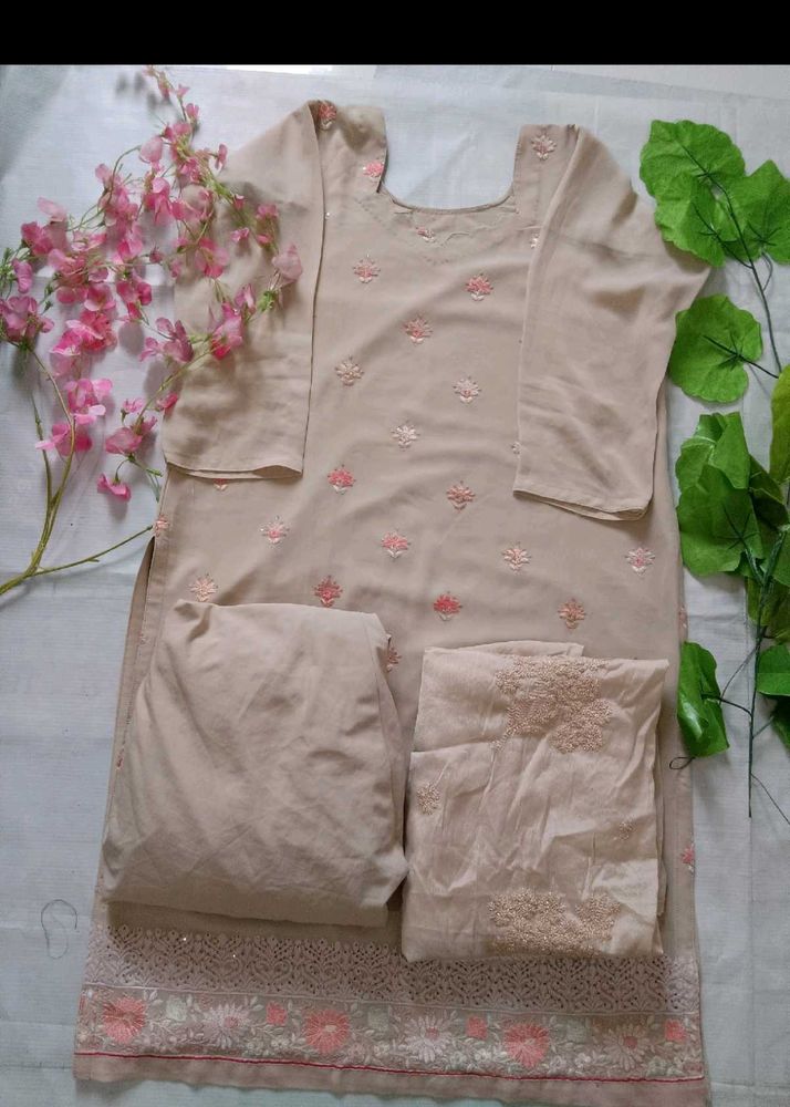 Elegant Beige Embroidered Salwar Kameez