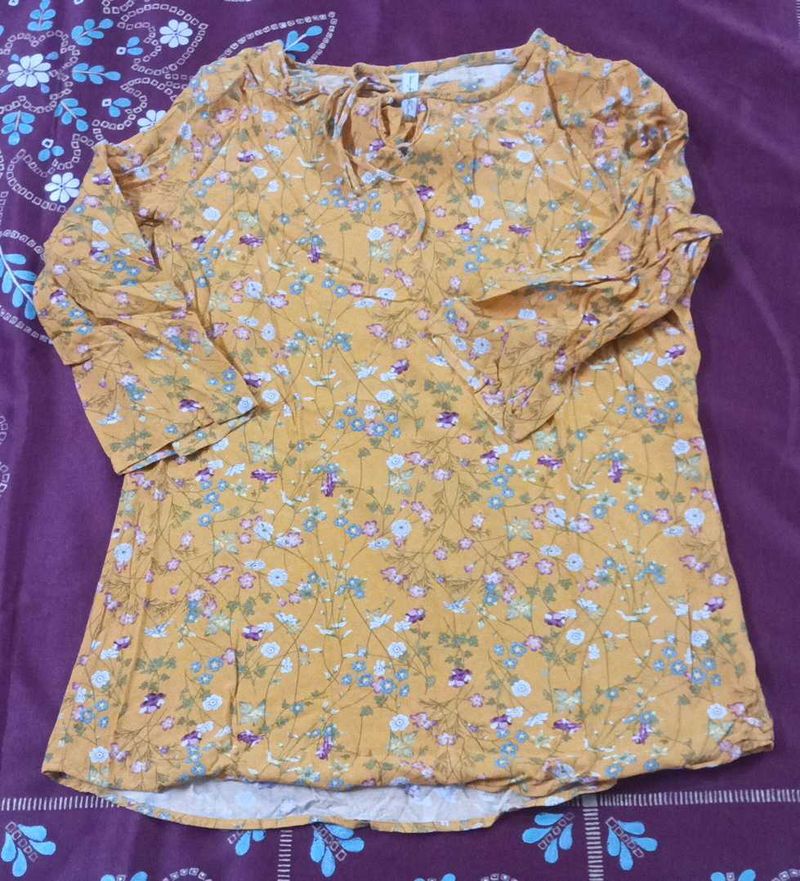 Women&#39;s Top