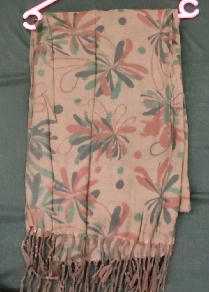Shawls/duppatta/hijab