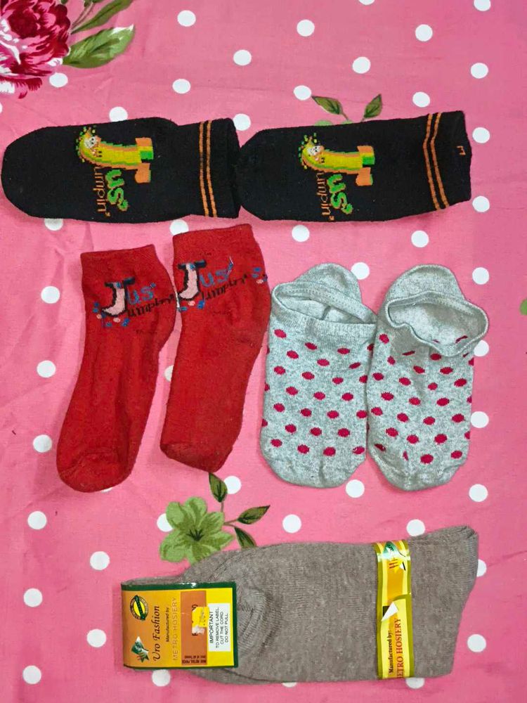 Assorted Socks Set