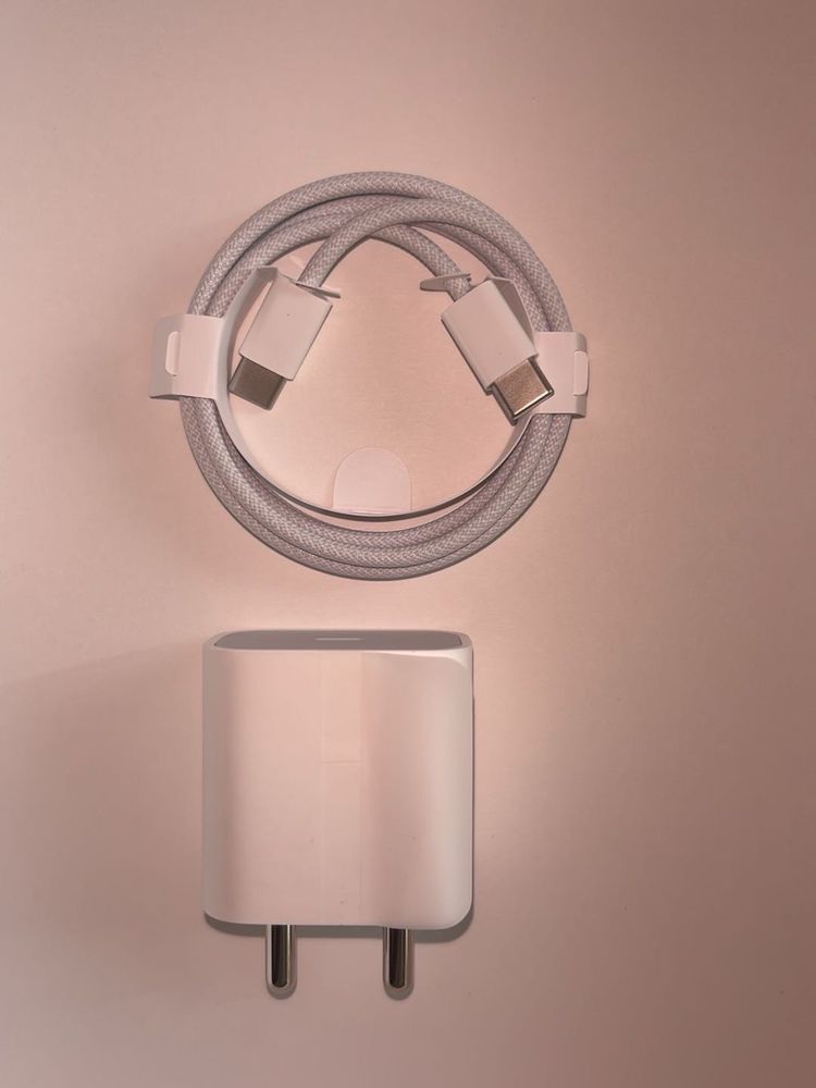 apple adaptor 20w and cable original