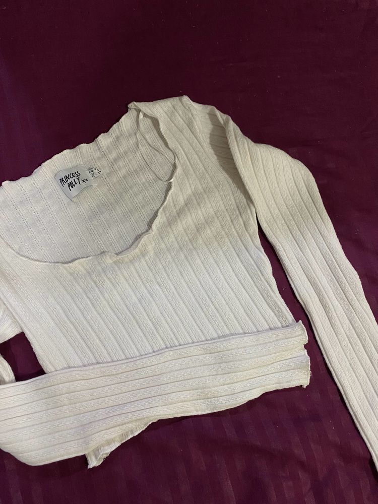 deep neck crop top
