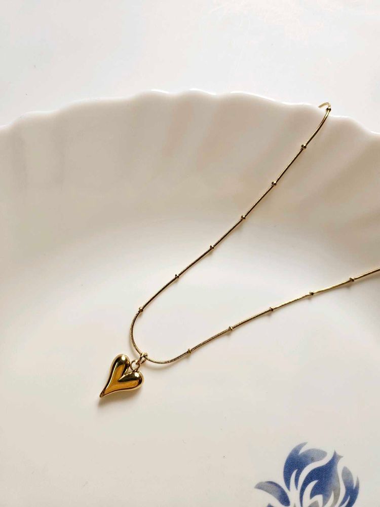 Trendy Golden Heart Anti-Tarnish Necklace