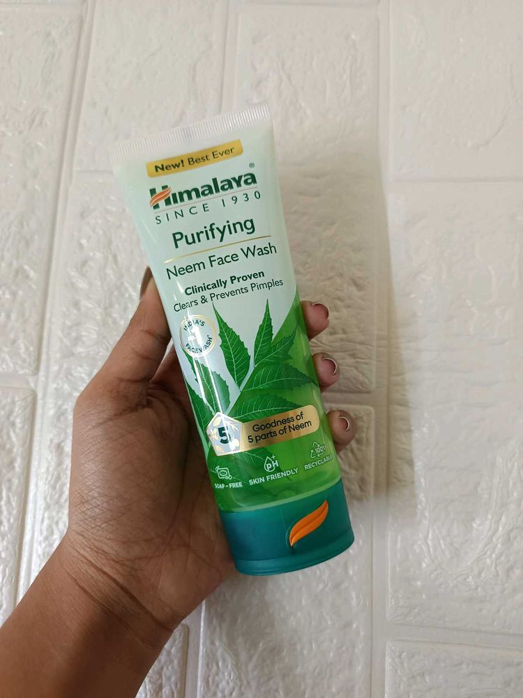 Himalaya Purifying Neem Face Wash