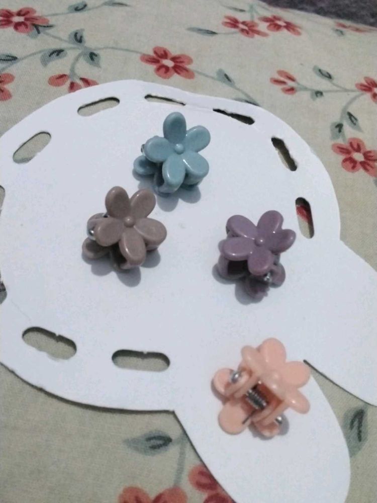 Flower Hair Clips - Set of 4 small mini cute