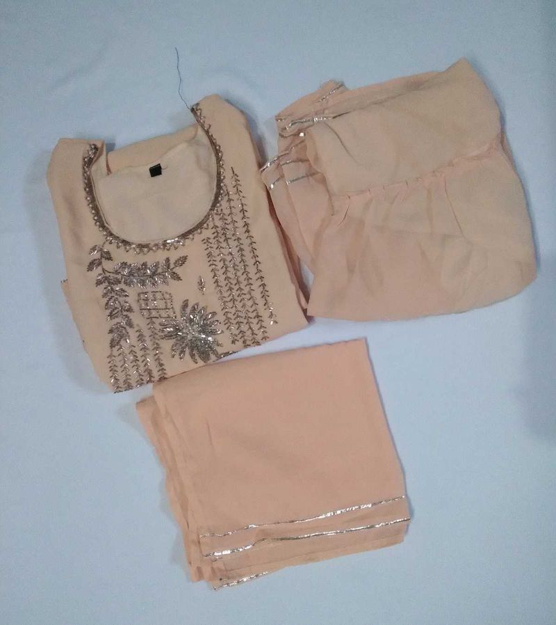 Elegant peach Kurta Set