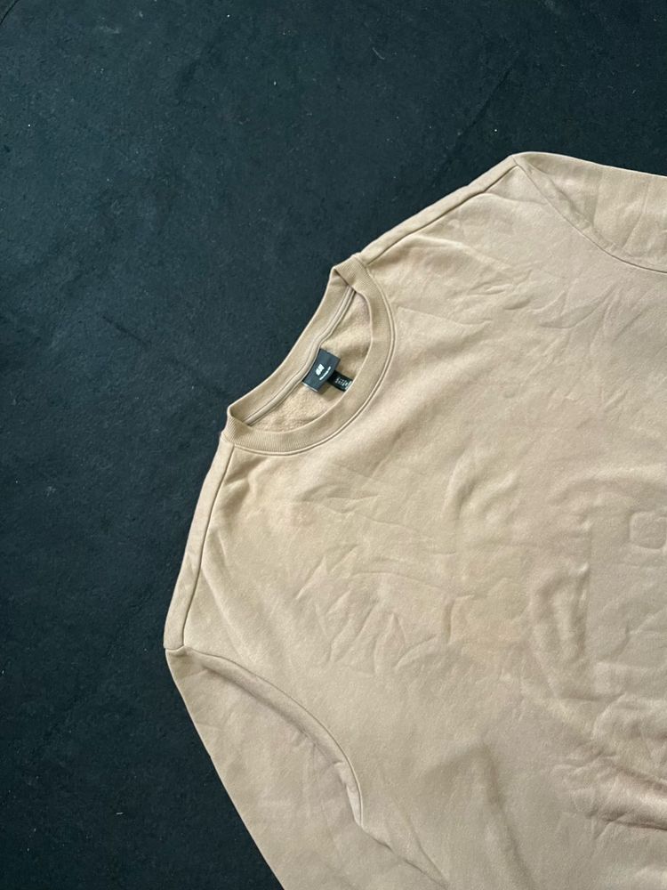 H&amp;M Oversized Sweatshirt Next To New