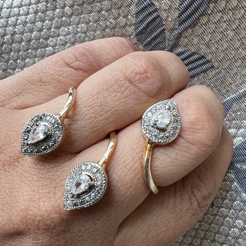 2 Finger Golden Leaf Ring With Stones