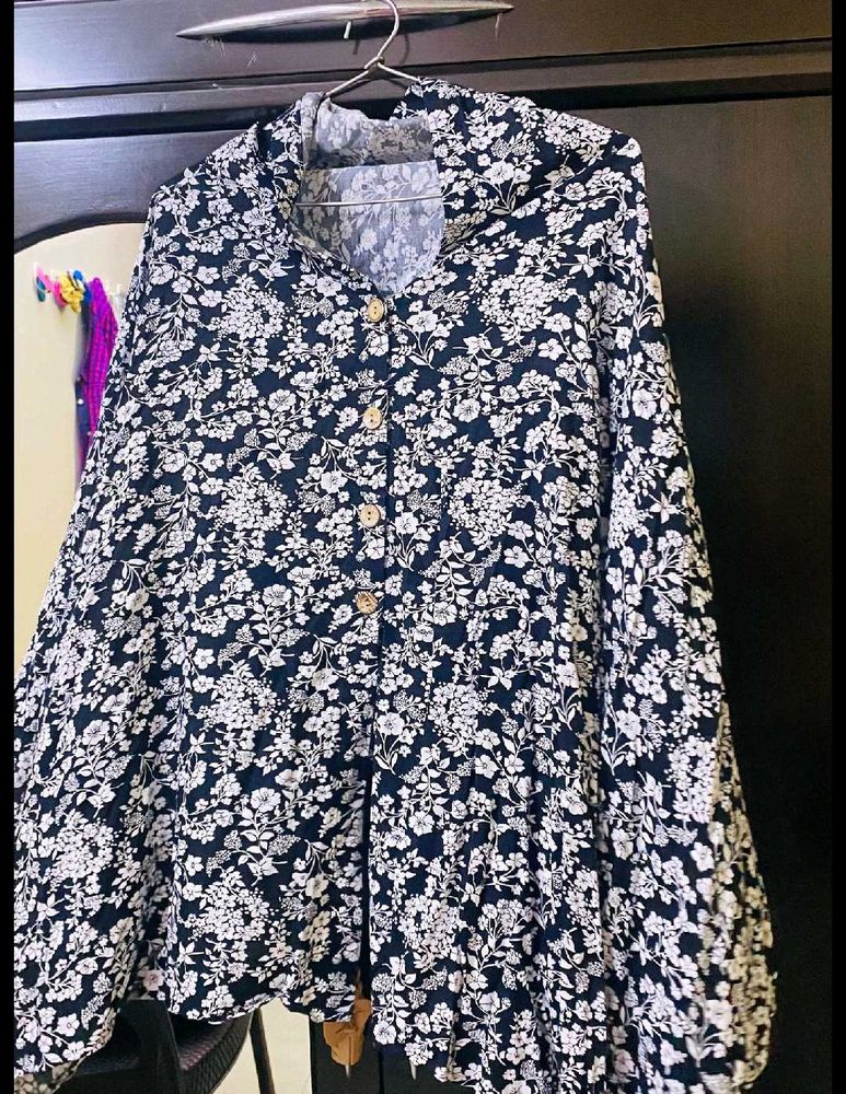 Floral Print Cape Style Top