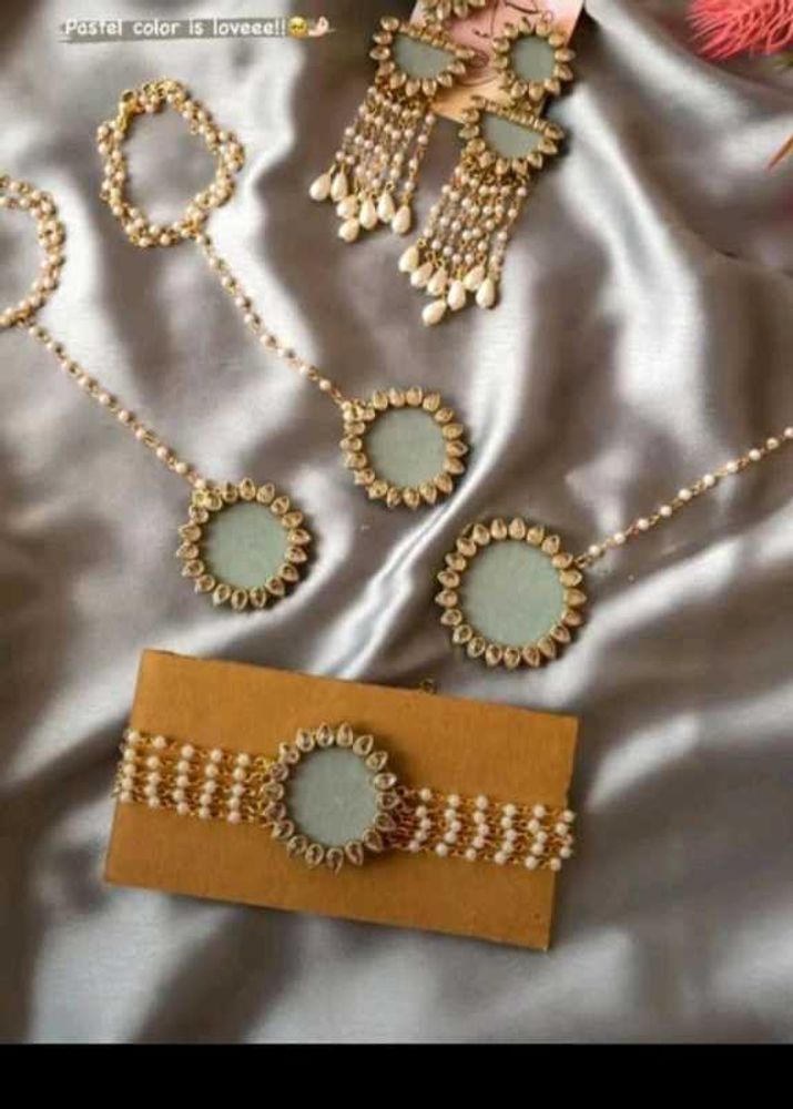 Pastel Green Colour Jewellery Set Combo