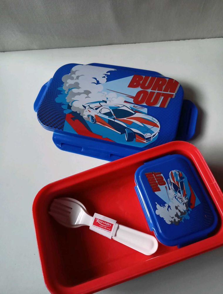 Rishabh Crunch Lunchbox - Small DLX