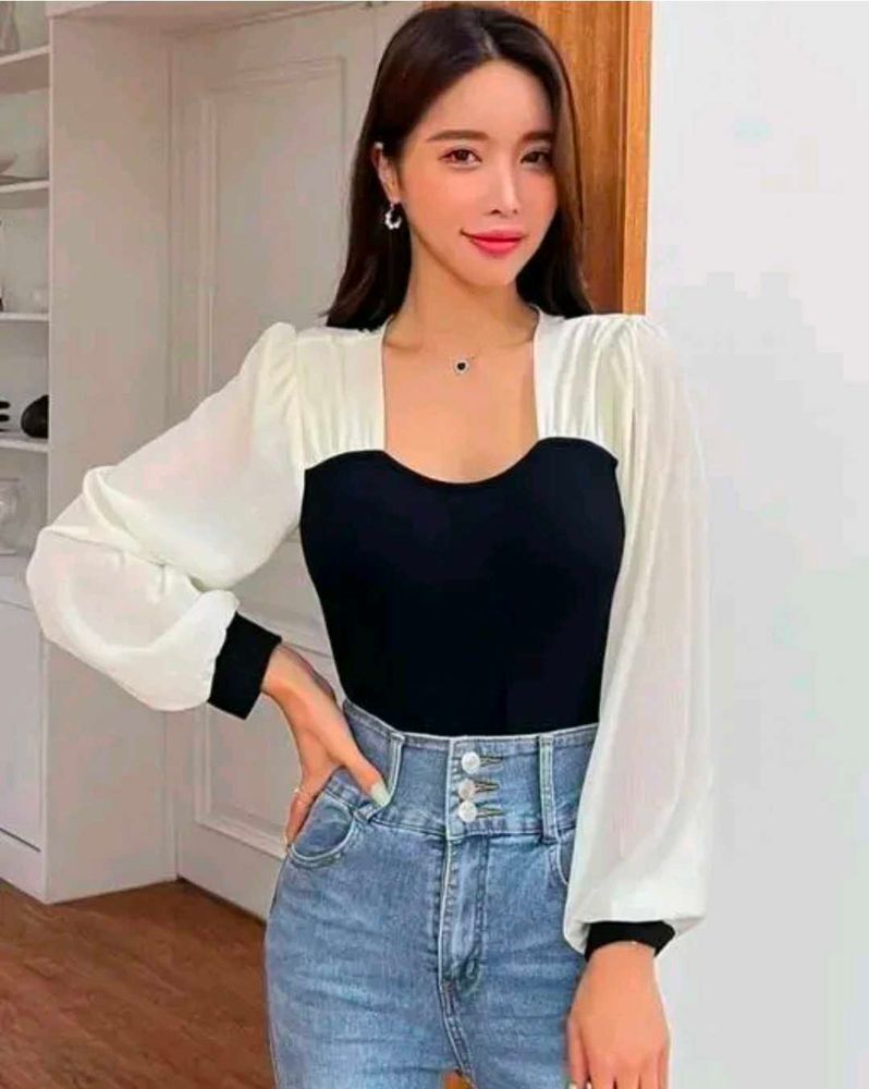 Chic Black &amp; White Top