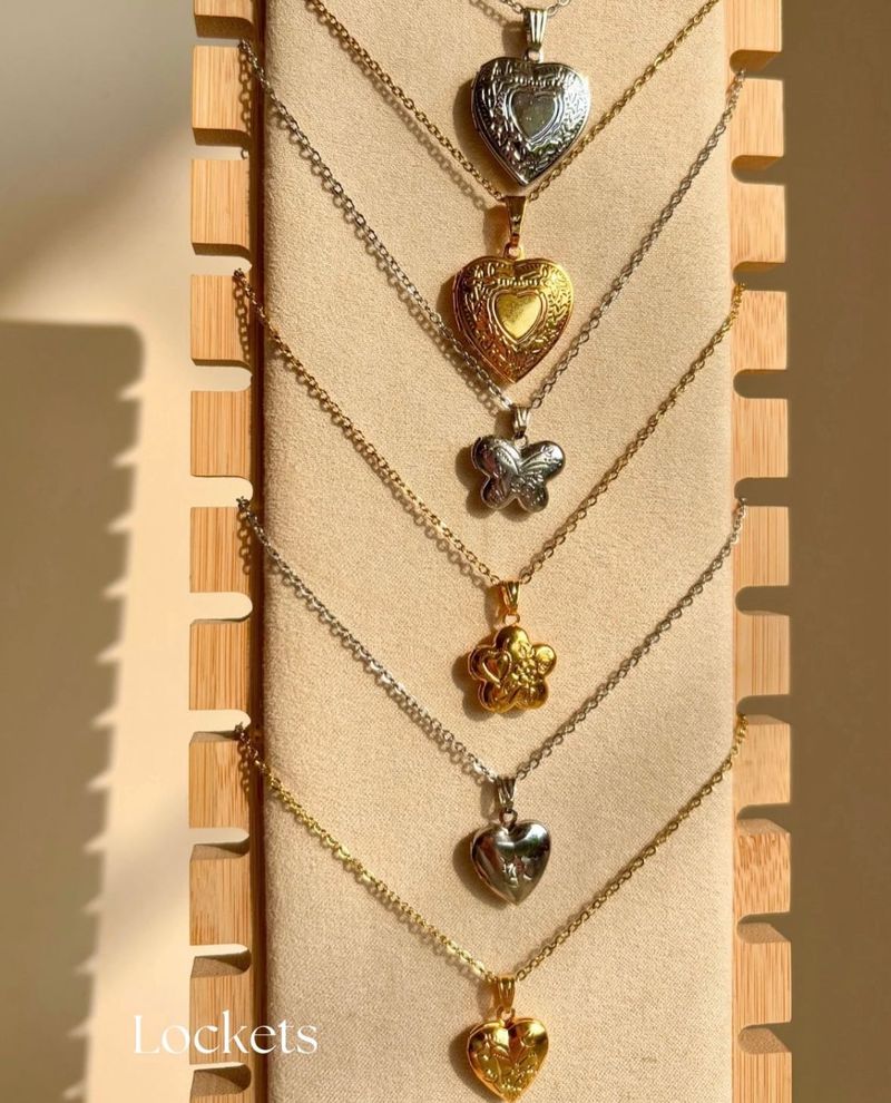 Lockets Necklace