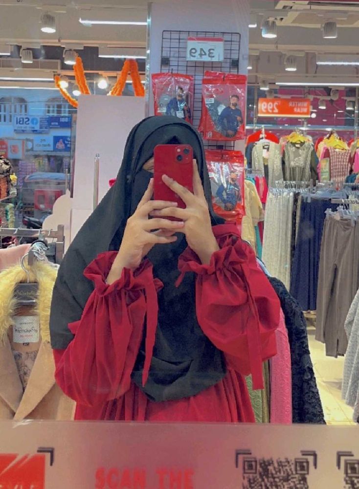 Red Abhaya