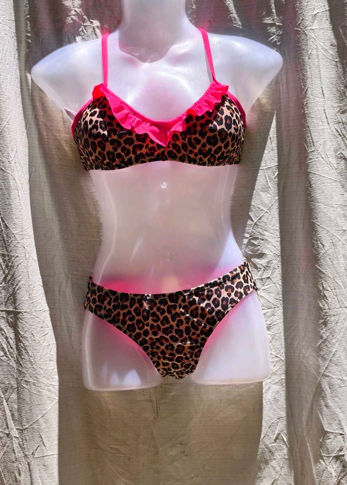15J. SEXY CHEETAH PRINT BIKINI