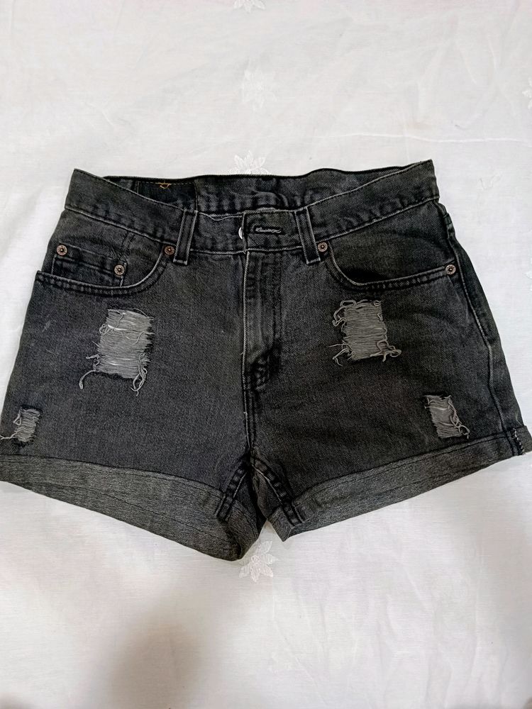 Levi&#39;s Charcoal GreyJeans Shorts  | Waist - 30
